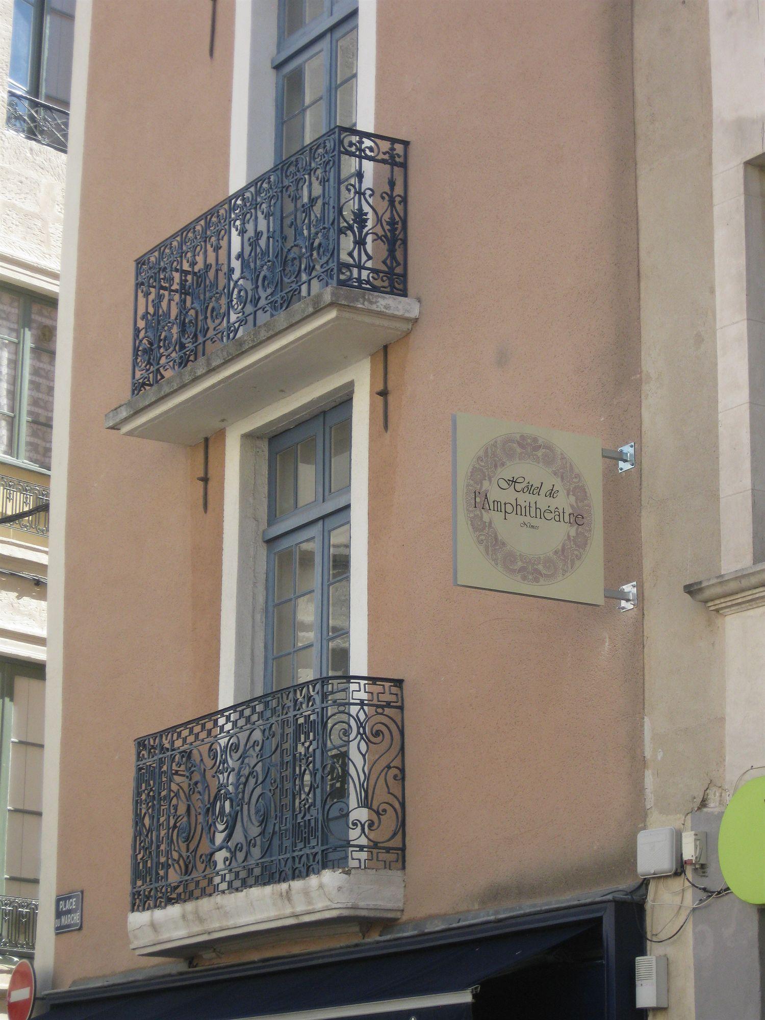Hotel De L'Amphitheatre Nîmes Exterior foto
